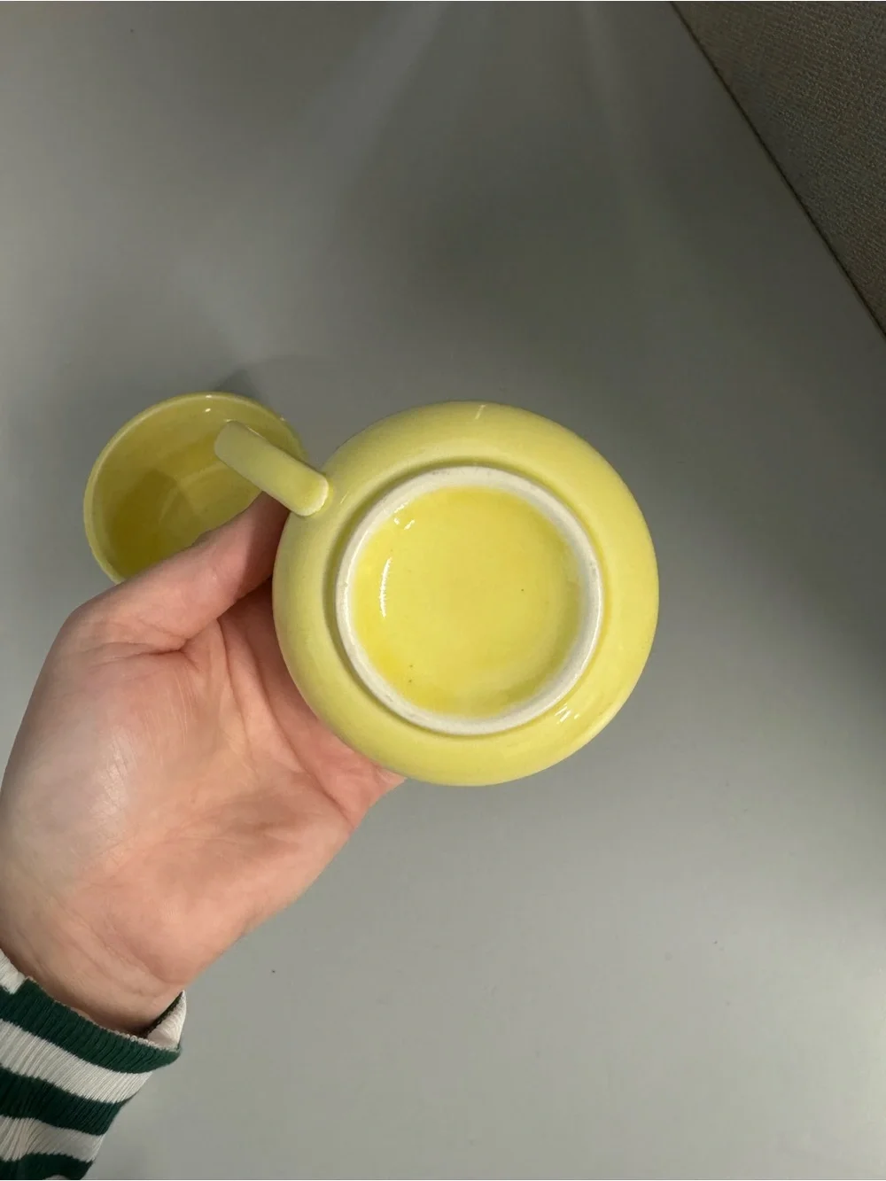 VTG Yellow Cottage Core Country Pattern Ceramic Coffee Mugs - Pair of 2